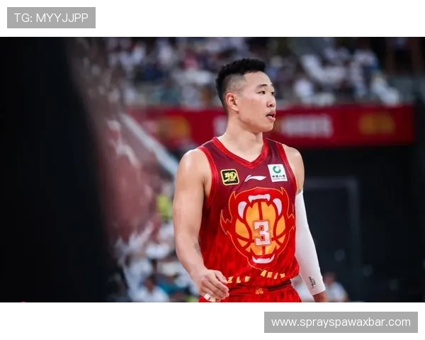 男篮逆转日本 胡金秋贺希宁力挺